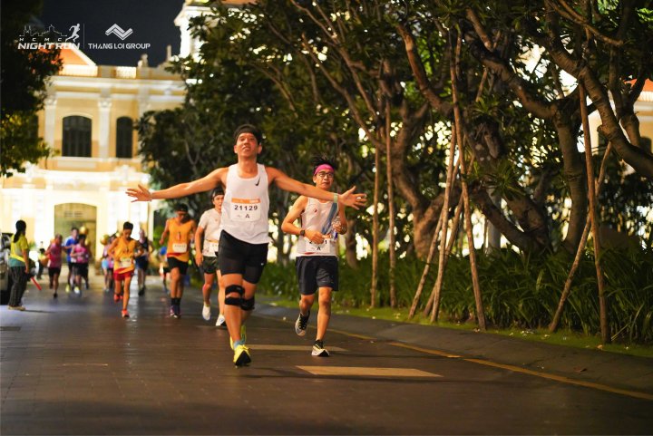 HCMCity Night Run - Ảnh #7849