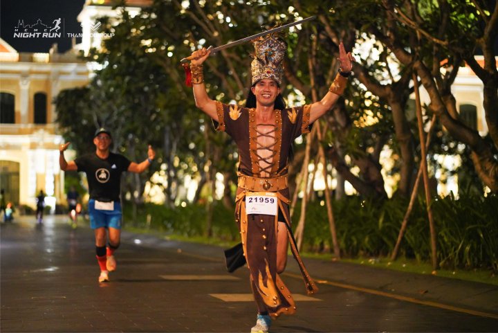 HCMCity Night Run - Ảnh #7916