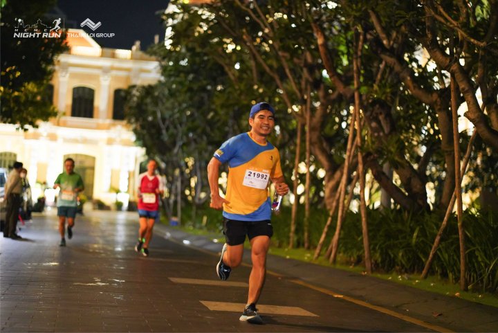 HCMCity Night Run - Ảnh #8297