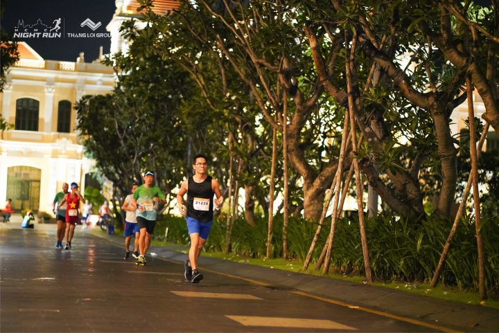 HCMCity Night Run - Ảnh #8326
