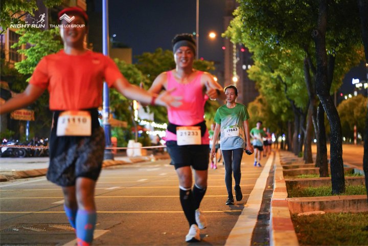 HCMCity Night Run - Ảnh #8333