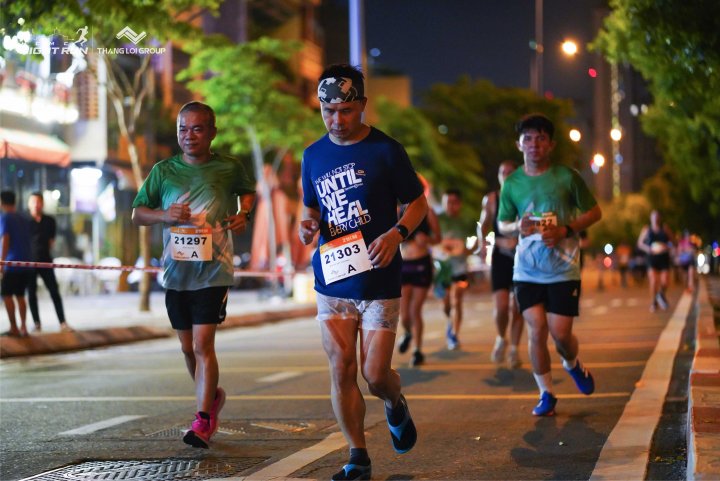 HCMCity Night Run - Ảnh #8486