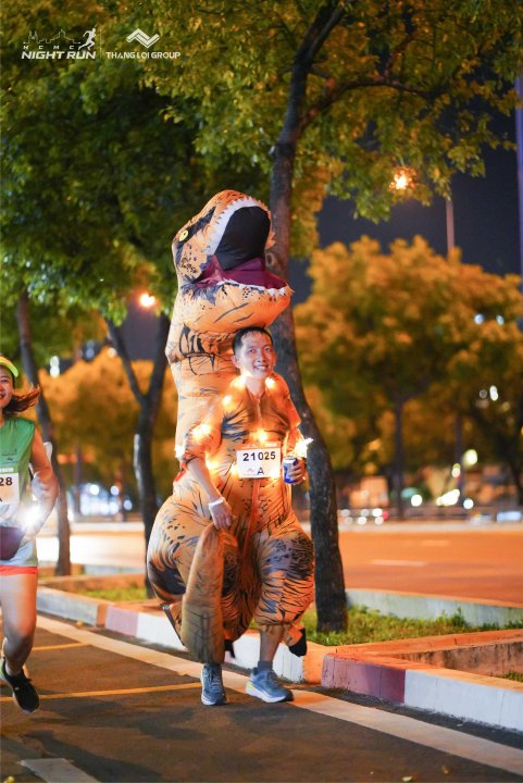 HCMCity Night Run - Ảnh #10824