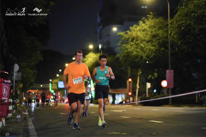 HCMCity Night Run - Ảnh #12389