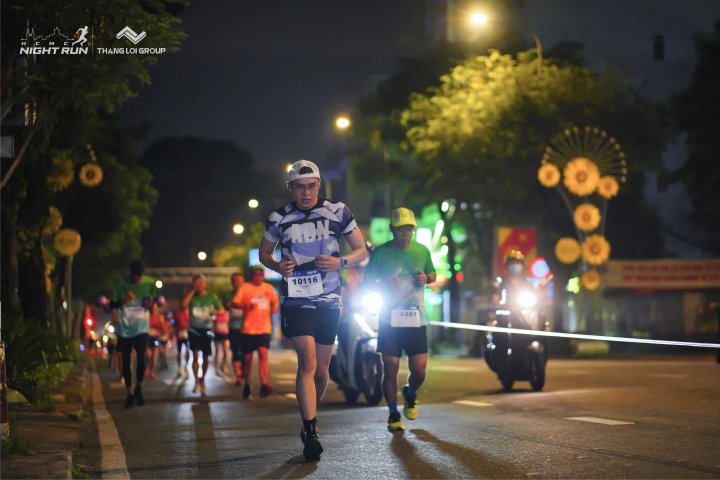 HCMCity Night Run - Ảnh #11555