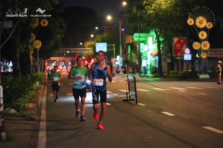 HCMCity Night Run - Ảnh #12576
